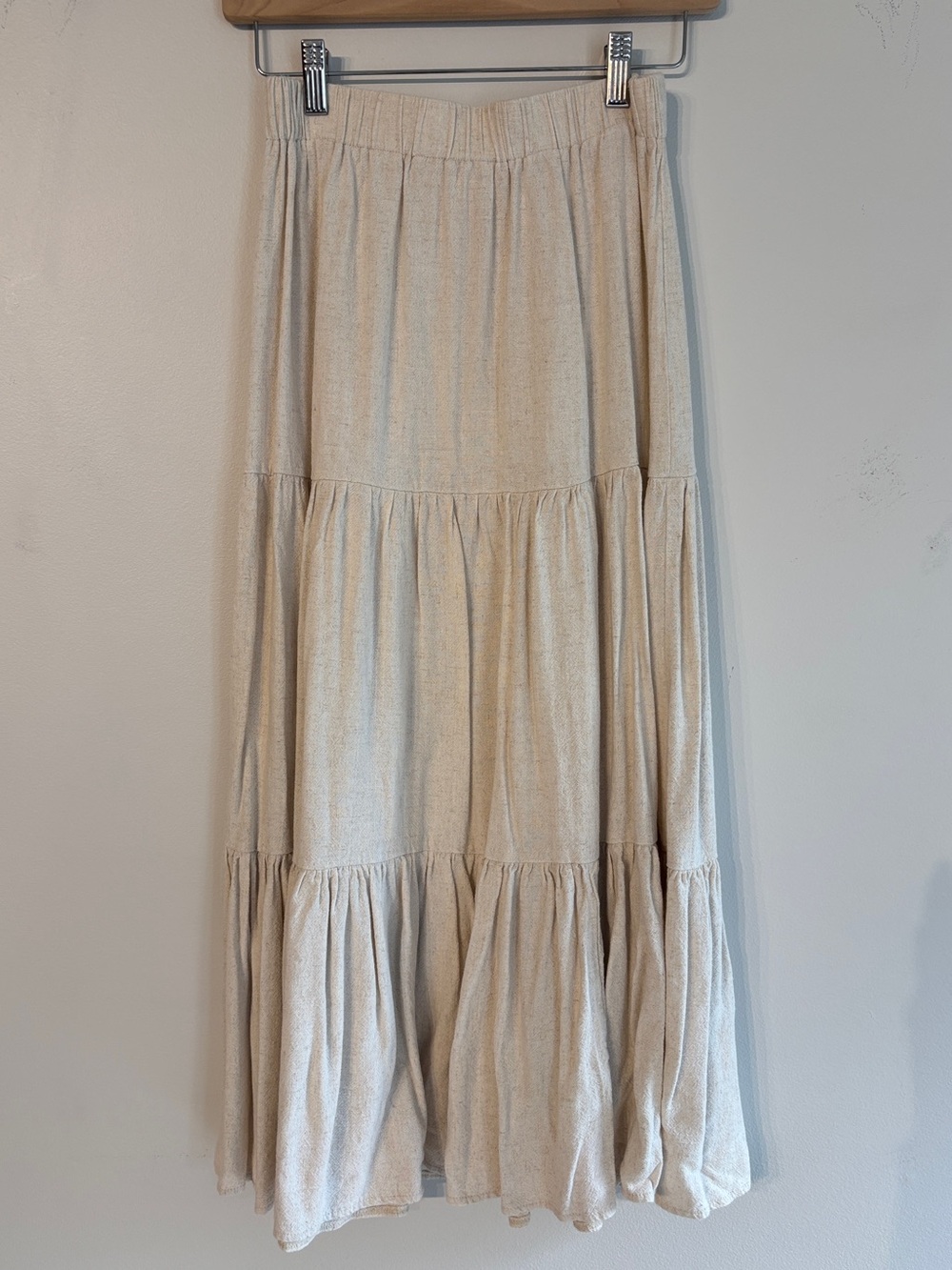 Women’s Cream Tiered Maxi Skirt - Picture 3 of 3
